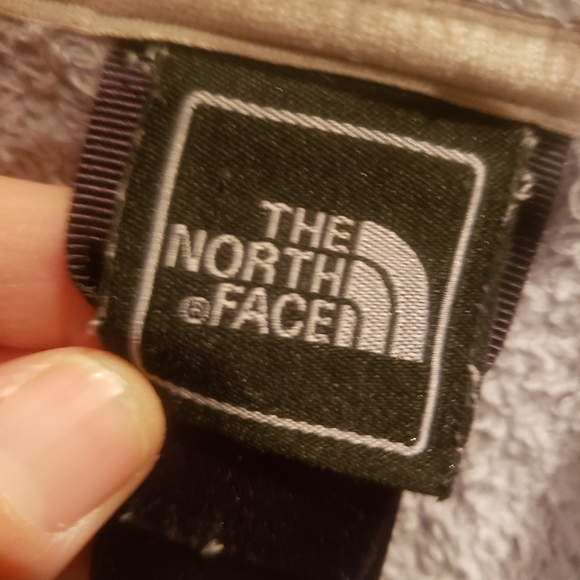 Fuzzy Gray full zip North Face - Picture 2 of 4